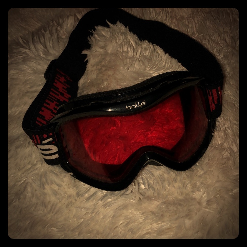 Bolle snowboarding/skiing goggles
